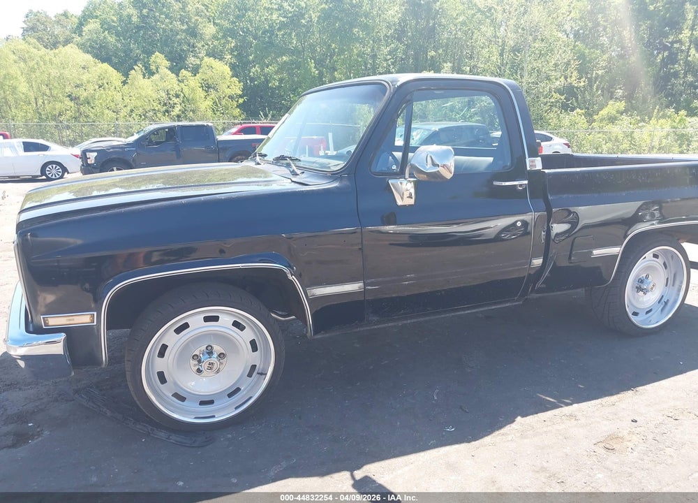 1987 GMC R15 CONVENTIONAL R1500 VIN: 1GTDR14K8HS531309