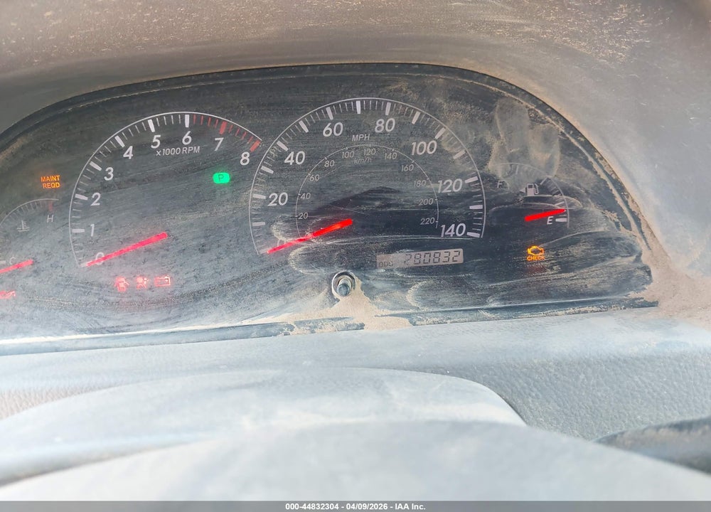 2005 TOYOTA CAMRY XLE VIN: 4T1BE30K75U082804