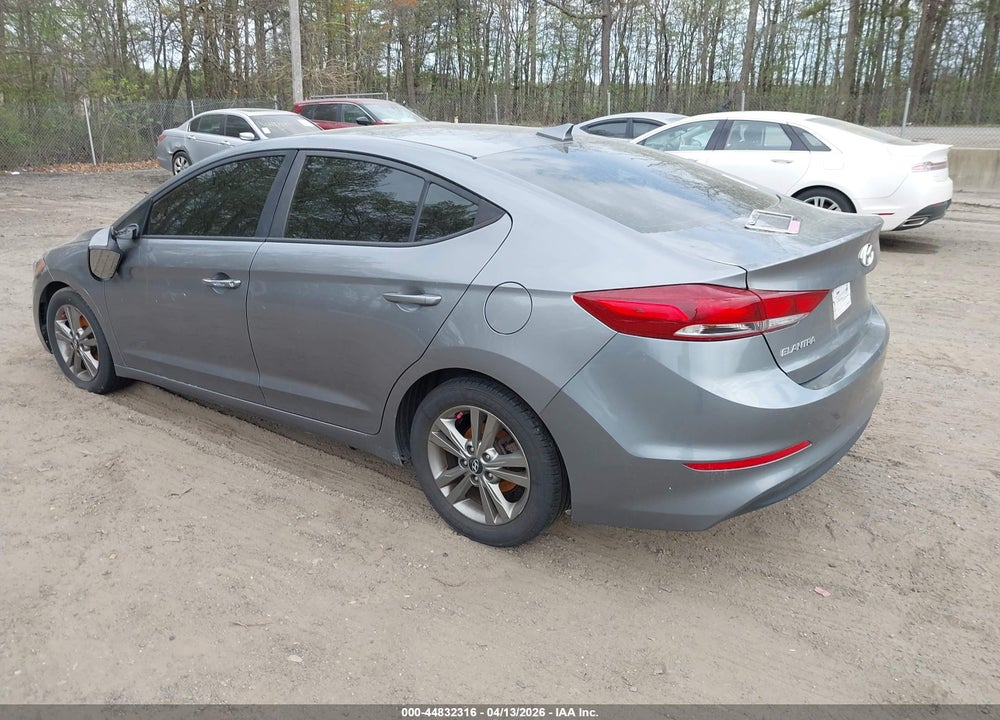 2018 HYUNDAI ELANTRA SEL VIN: 5NPD84LF2JH328591