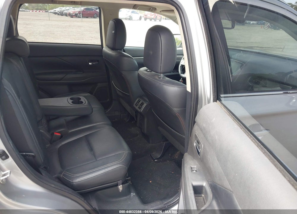 2019 MITSUBISHI OUTLANDER SEL VIN: JA4AZ3A38KJ001425