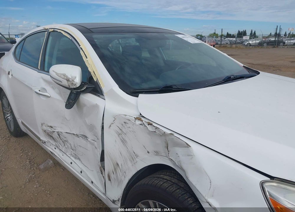 2015 KIA CADENZA PREMIUM VIN: KNALN4D77F5196718
