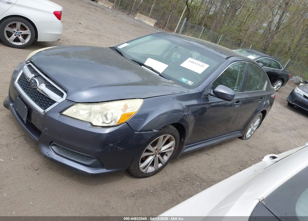 2014 SUBARU LEGACY 2.5I PREMIUM VIN: 4S3BMBE62E3020052