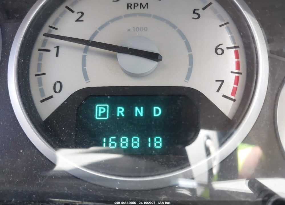 2008 CHRYSLER TOWN & COUNTRY LX VIN: 2A8HR44HX8R604990