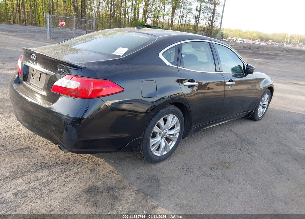 2011 INFINITI M37 VIN: JN1BY1AP7BM321583