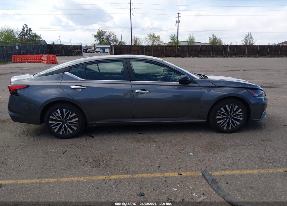 2024 NISSAN ALTIMA SV FWD VIN: 1N4BL4DV4RN370810