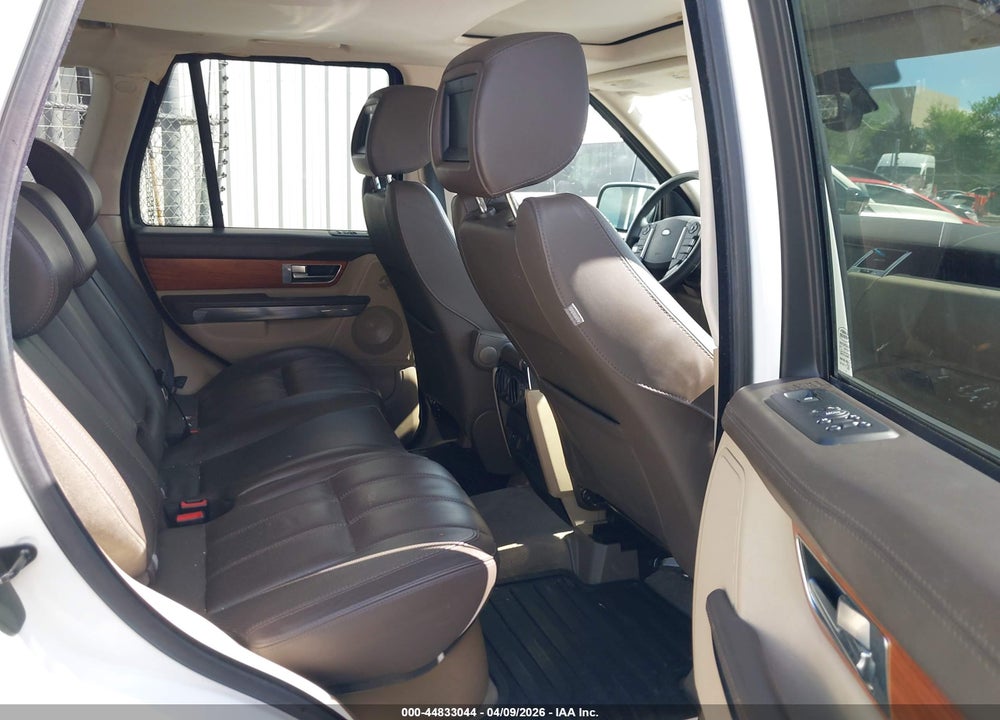 2011 LAND ROVER RANGE ROVER SPORT HSE VIN: SALSK2D49BA272418