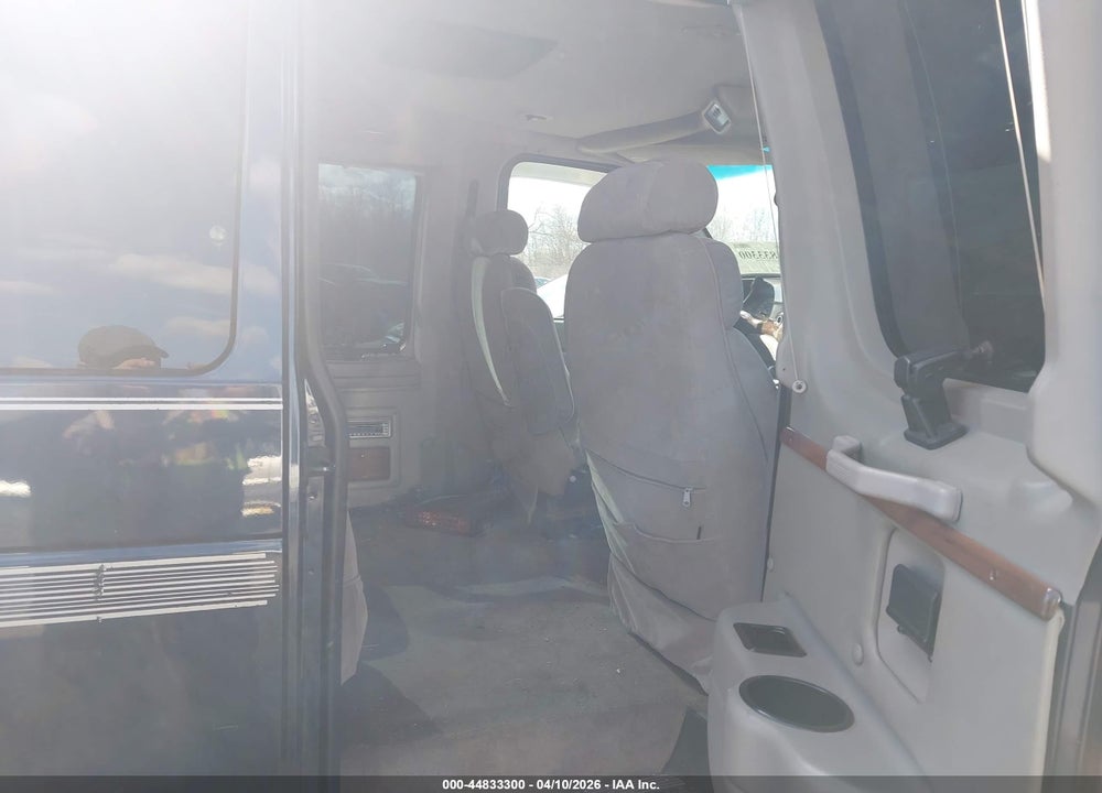 2002 FORD E-150 COMMERCIAL/RECREATIONAL VIN: 1FDRE14W72HB31164