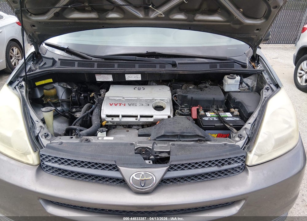 2005 TOYOTA SIENNA CE VIN: 5TDZA23C45S233048