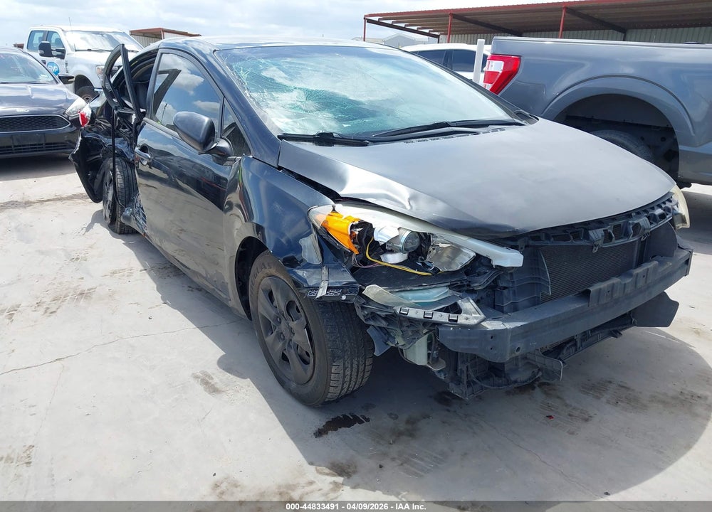 2016 KIA FORTE LX VIN: KNAFK4A62G5509676
