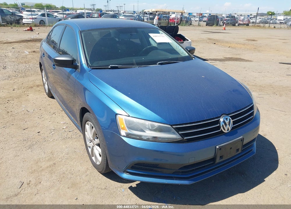 2015 VOLKSWAGEN JETTA 1.8T SE VIN: 3VWD17AJ3FM295726