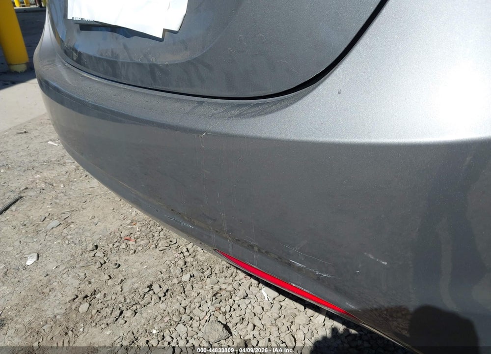 2013 HYUNDAI ELANTRA GLS VIN: 5NPDH4AE6DH275117