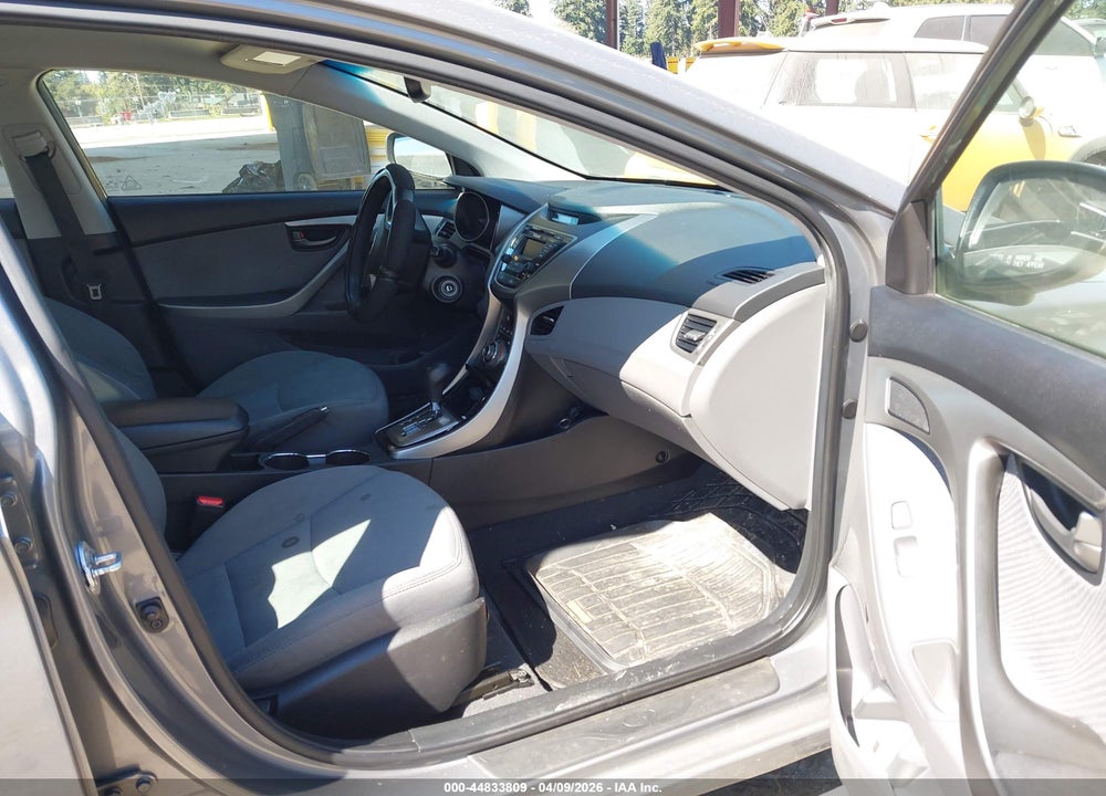2013 HYUNDAI ELANTRA GLS VIN: 5NPDH4AE6DH275117
