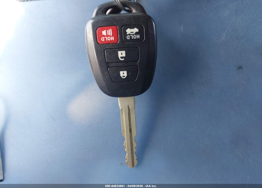 2014 TOYOTA COROLLA S PLUS VIN: 5YFBURHEXEP155752