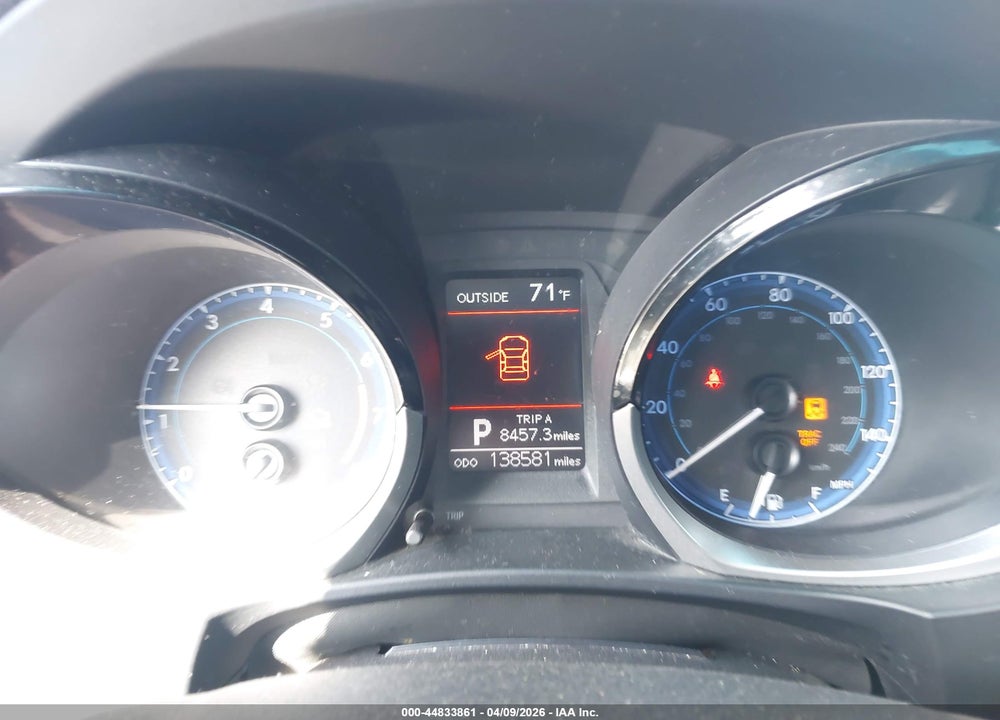 2014 TOYOTA COROLLA S PLUS VIN: 5YFBURHEXEP155752