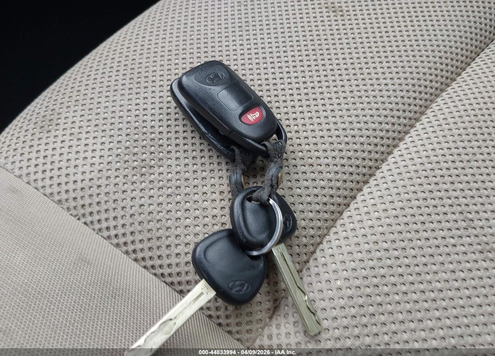 2010 HYUNDAI ELANTRA TOURING GLS VIN: KMHDC8AE5AU075364