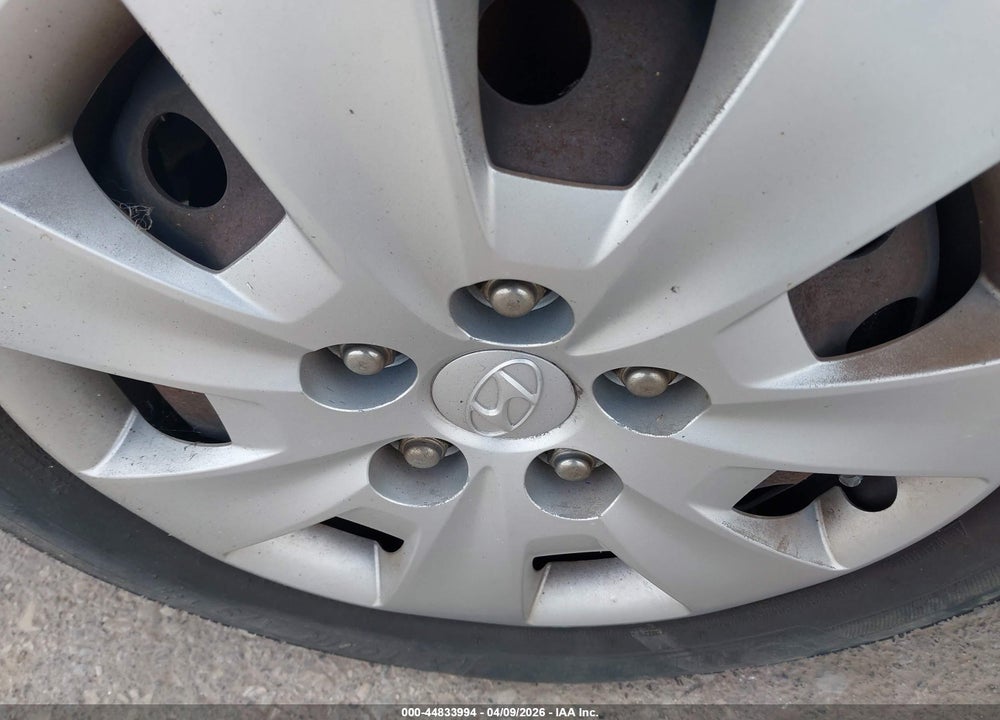 2010 HYUNDAI ELANTRA TOURING GLS VIN: KMHDC8AE5AU075364
