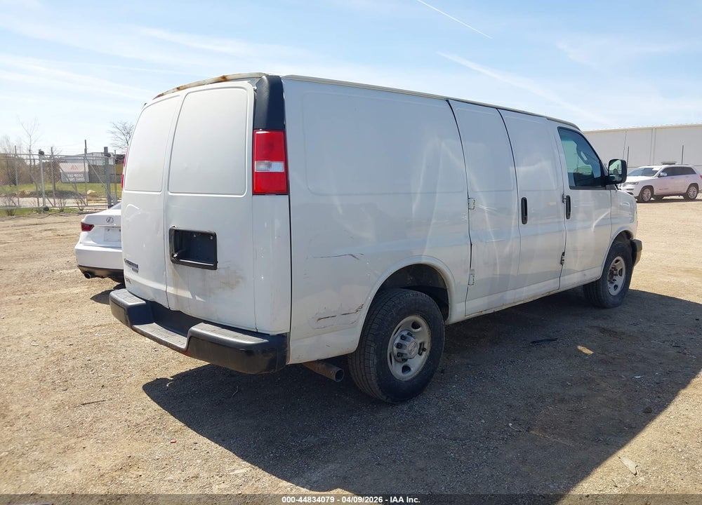 2018 CHEVROLET EXPRESS 2500 WORK VAN VIN: 1GCWGAFG1J1340365