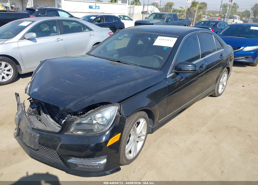 2014 MERCEDES-BENZ C 250 SPORT VIN: WDDGF4HB6ER305411