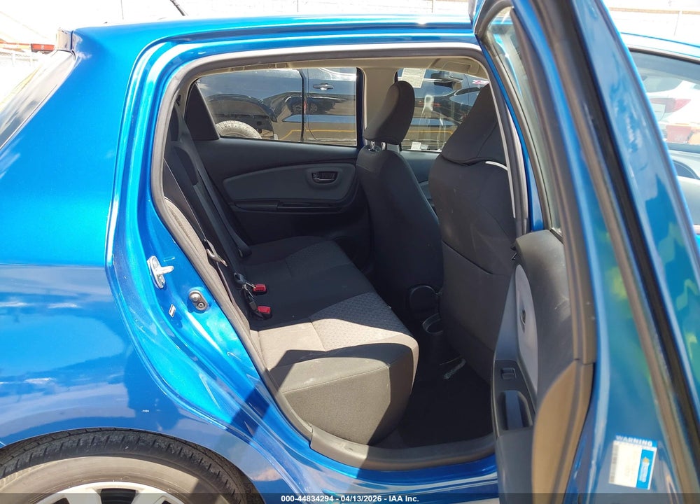 2016 TOYOTA YARIS LE VIN: VNKKTUD38GA066481