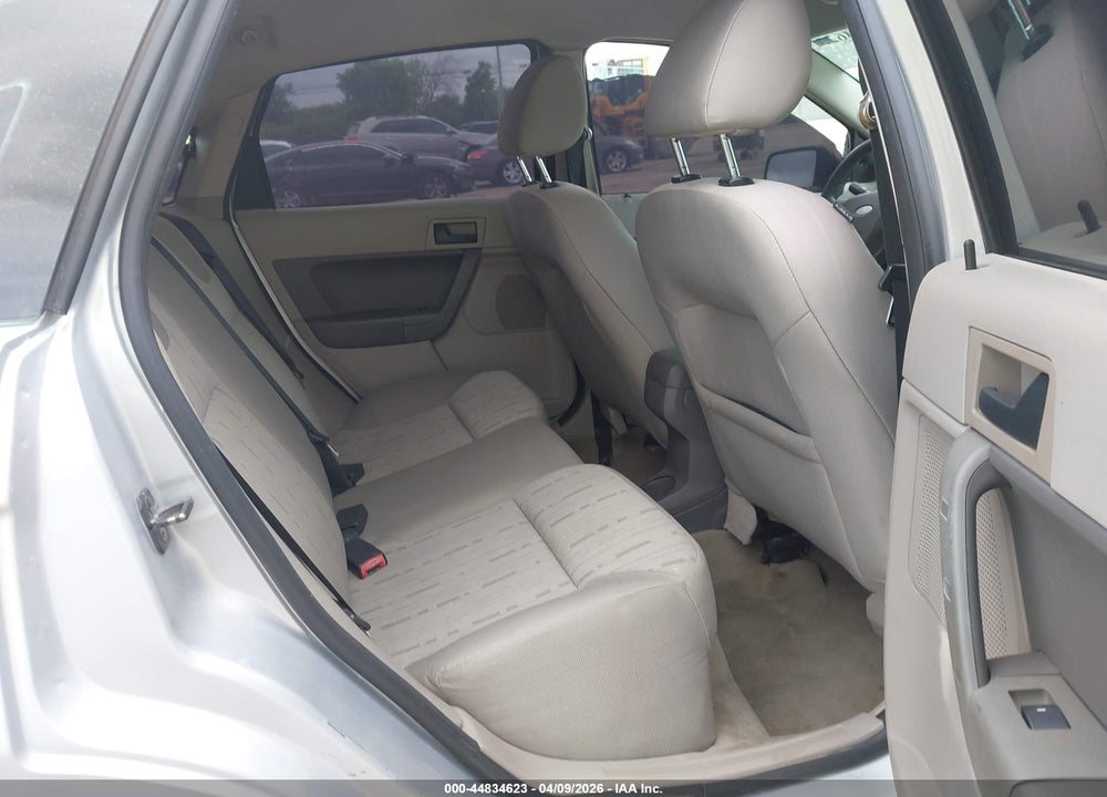 2008 FORD FOCUS SE/SES VIN: 1FAHP35N98W266720