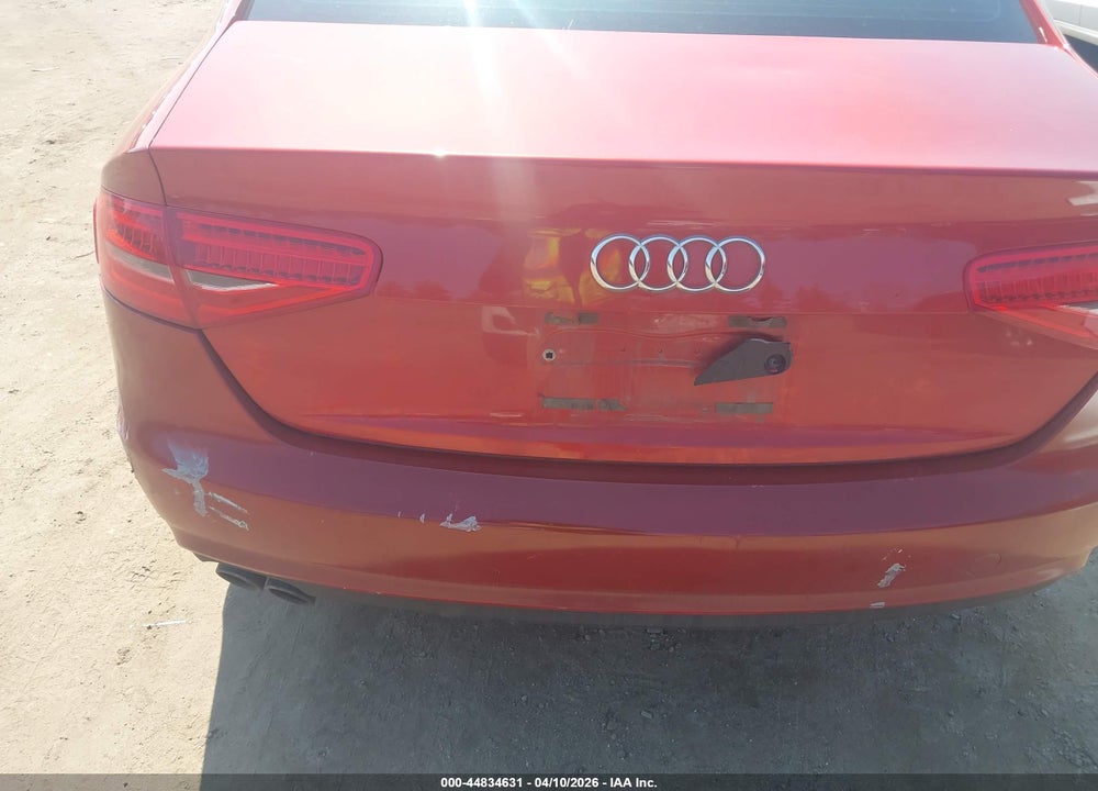 2013 AUDI A4 2.0T PREMIUM VIN: WAUBFAFLXDN032426