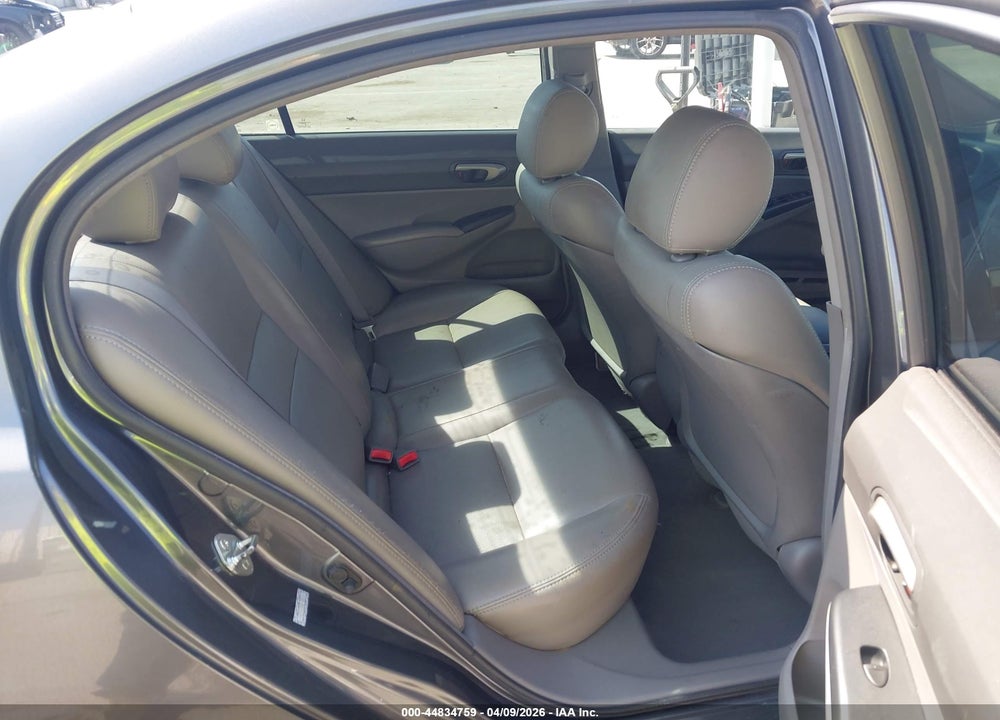 2011 HONDA CIVIC GX VIN: 19XFA4F5XBE000812