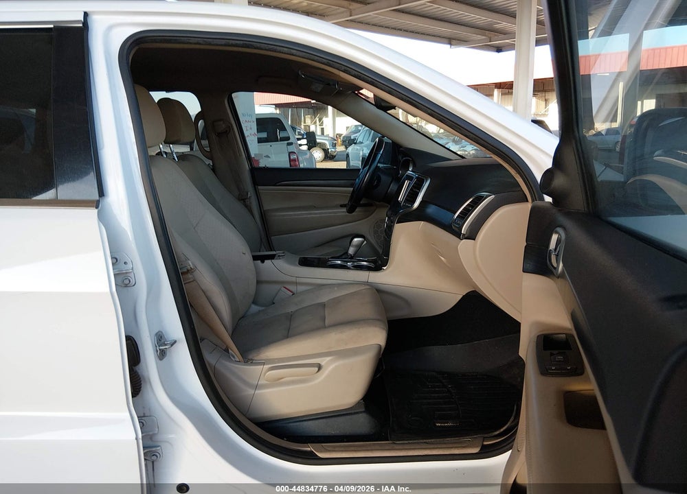 2020 JEEP GRAND CHEROKEE LAREDO E 4X4 VIN: 1C4RJFAGXLC375173