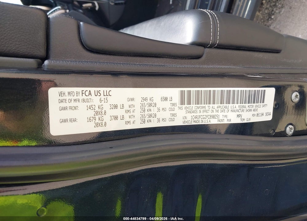 2015 JEEP GRAND CHEROKEE OVERLAND VIN: 1C4RJFCG2FC890251