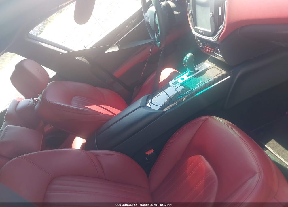 2016 MASERATI GHIBLI S VIN: ZAM57RSA5G1181043