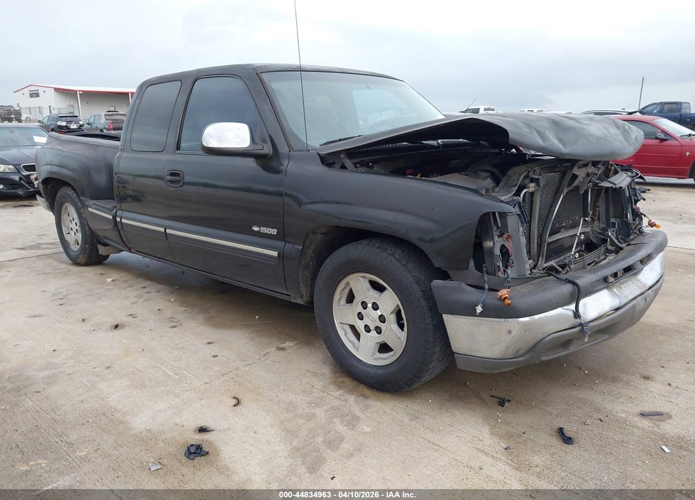 2000 CHEVROLET SILVERADO 1500 LS VIN: 2GCEC19V8Y1354026