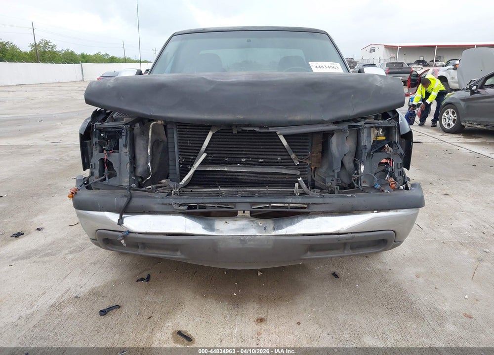 2000 CHEVROLET SILVERADO 1500 LS VIN: 2GCEC19V8Y1354026