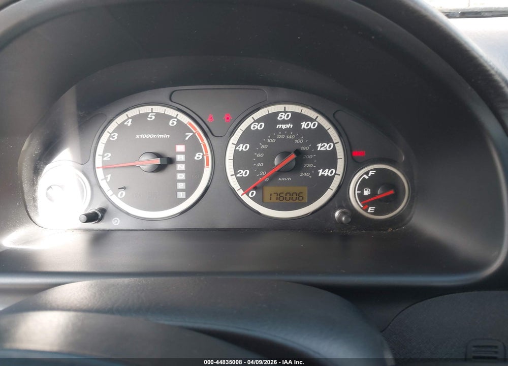 2005 HONDA CR-V LX VIN: SHSRD68545U303816