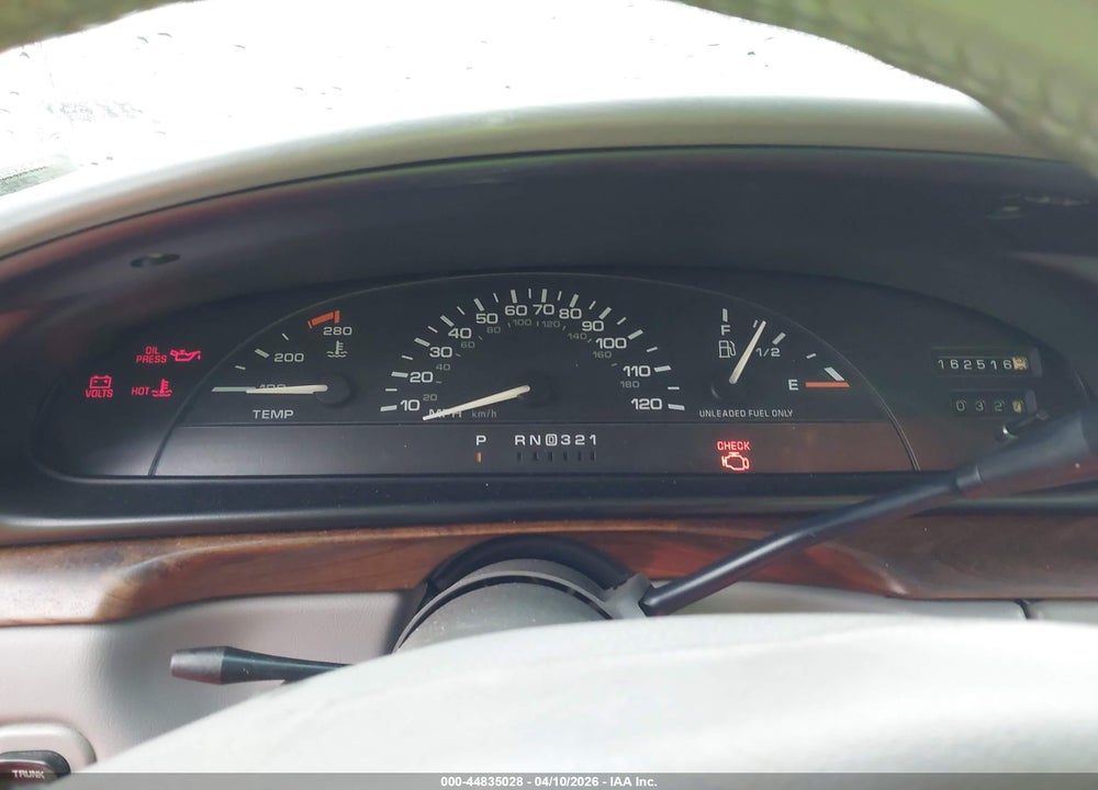 1994 OLDSMOBILE 98 REGENCY VIN: 1G3CX52L9R4319707