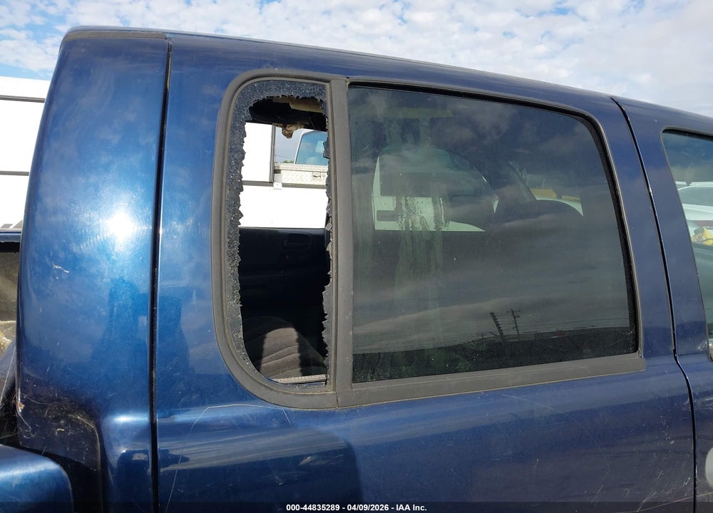 2004 DODGE DAKOTA SLT VIN: 1D7HL48N74S593258