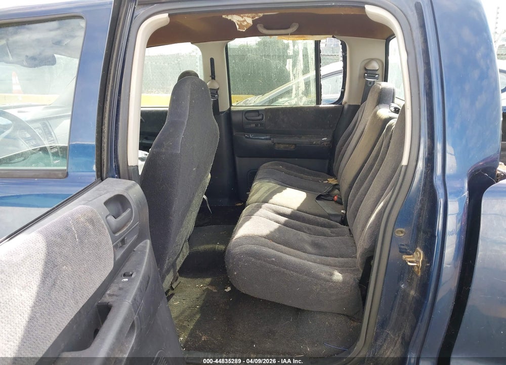 2004 DODGE DAKOTA SLT VIN: 1D7HL48N74S593258