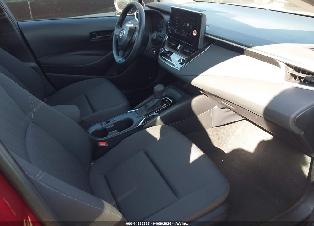 2025 TOYOTA COROLLA LE VIN: 5YFB4MDE2SP265781
