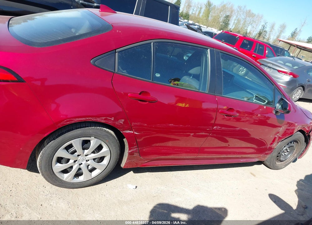 2025 TOYOTA COROLLA LE VIN: 5YFB4MDE2SP265781