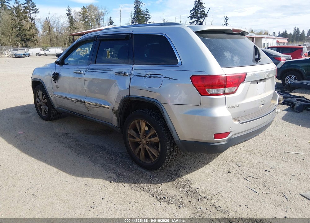 2011 JEEP GRAND CHEROKEE LAREDO VIN: 1J4RR4GG0BC677925