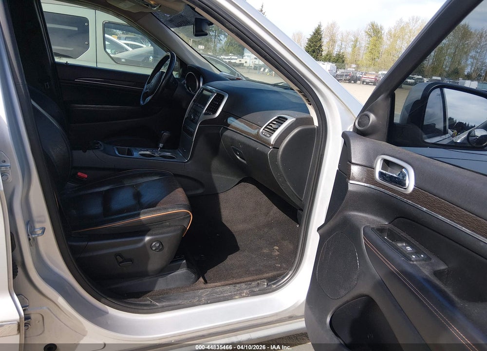 2011 JEEP GRAND CHEROKEE LAREDO VIN: 1J4RR4GG0BC677925