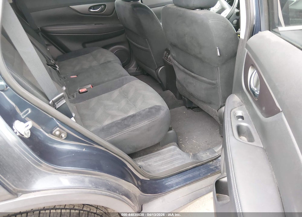 2015 NISSAN ROGUE SV VIN: 5N1AT2MV7FC927559