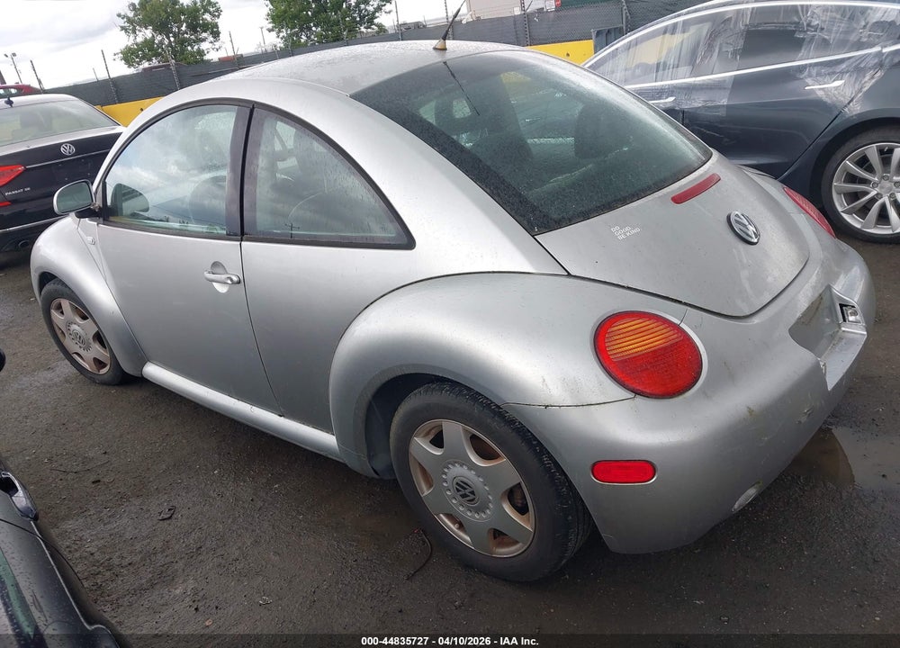 2000 VOLKSWAGEN NEW BEETLE GLS VIN: 3VWCC21C1YM402141