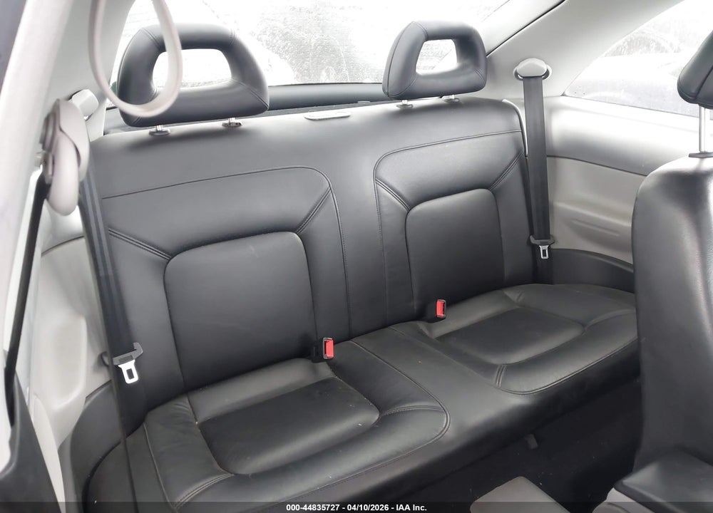 2000 VOLKSWAGEN NEW BEETLE GLS VIN: 3VWCC21C1YM402141