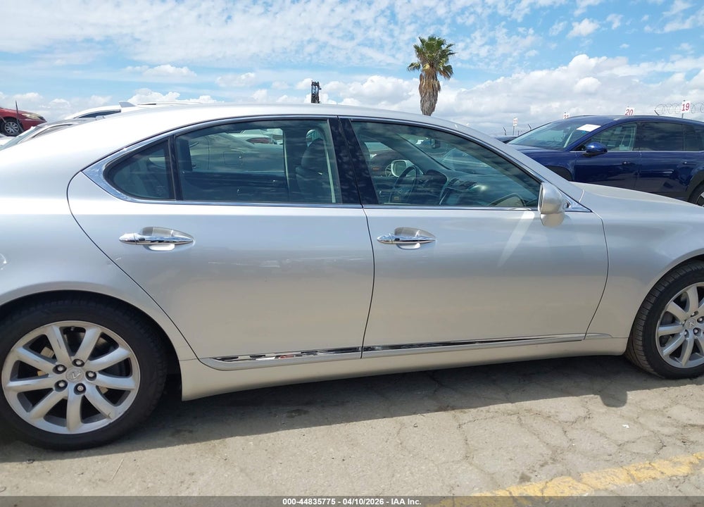 2007 LEXUS LS 460 VIN: JTHBL46FX75000473