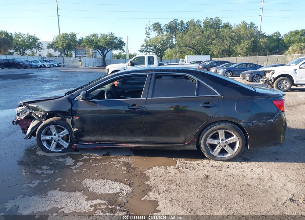 2013 TOYOTA CAMRY SE VIN: 4T1BF1FK5DU705179