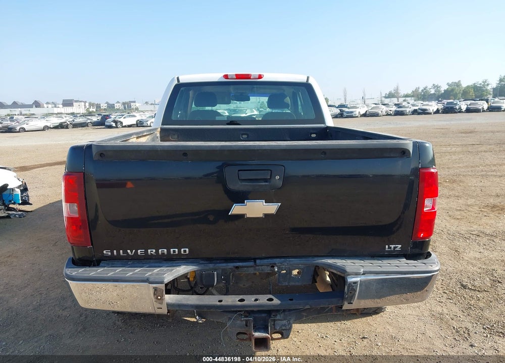 2013 CHEVROLET SILVERADO 2500HD LT VIN: 1GC2KXE83DZ175158
