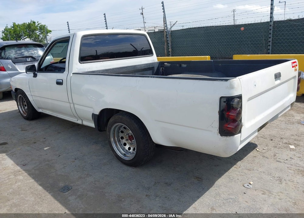 1992 TOYOTA PICKUP 1/2 TON SHORT WHLBASE STB VIN: 4TARN81A4NZ001097