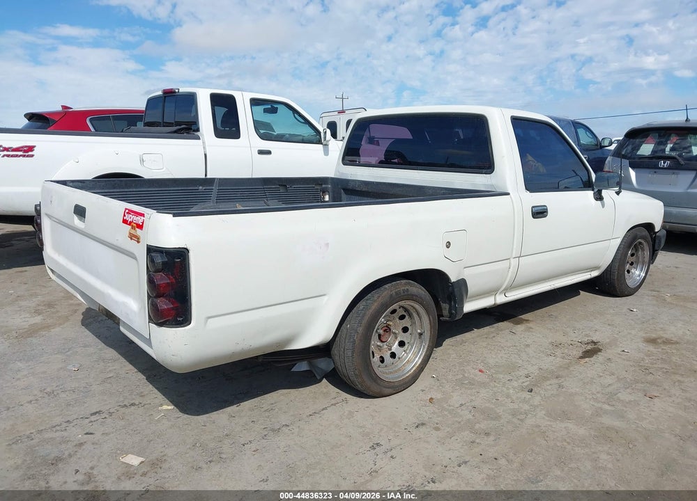 1992 TOYOTA PICKUP 1/2 TON SHORT WHLBASE STB VIN: 4TARN81A4NZ001097