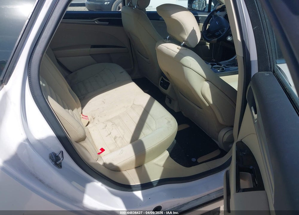 2013 FORD FUSION SE VIN: 3FA6P0HR4DR123272