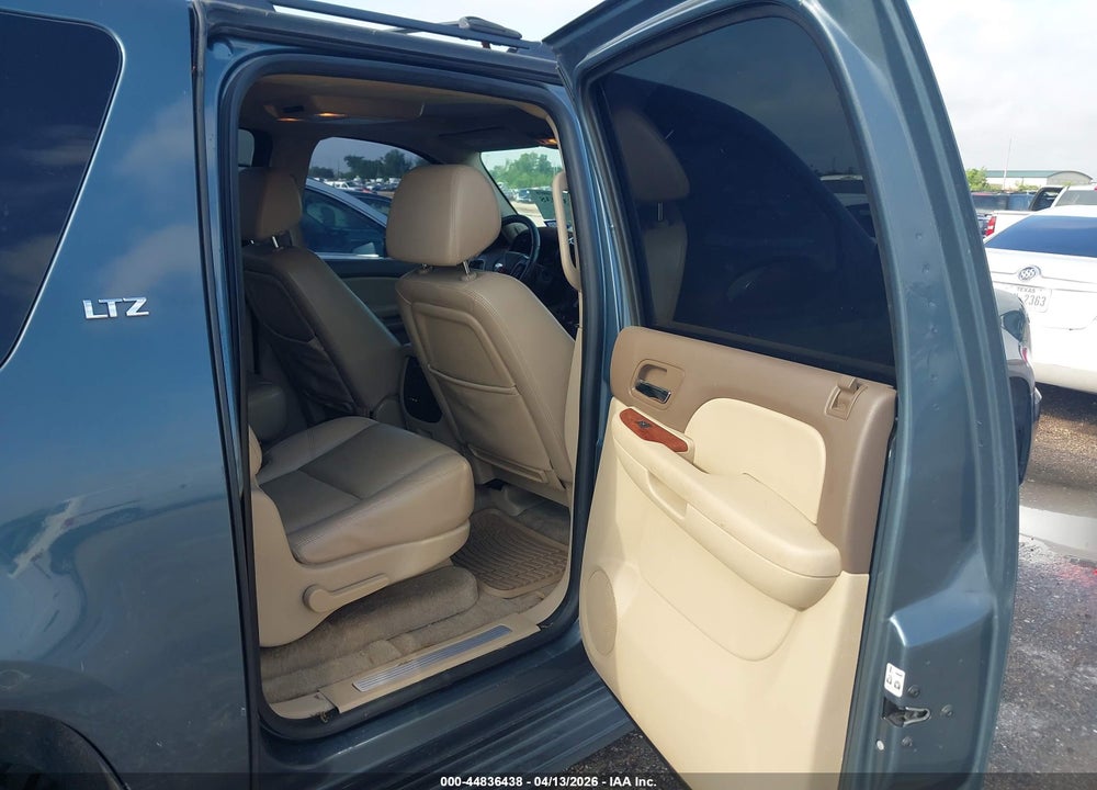 2009 CHEVROLET SUBURBAN 1500 LTZ VIN: 1GNFK36359J111794