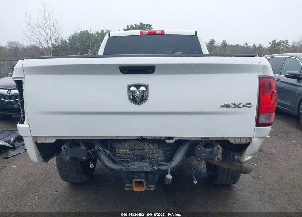2014 RAM 2500 TRADESMAN VIN: 3C6TR5CT6EG173666